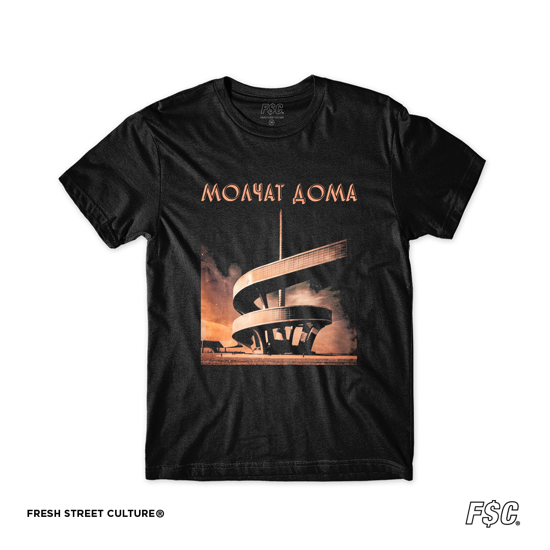 Molchat Doma / Belaya Polosa Tee